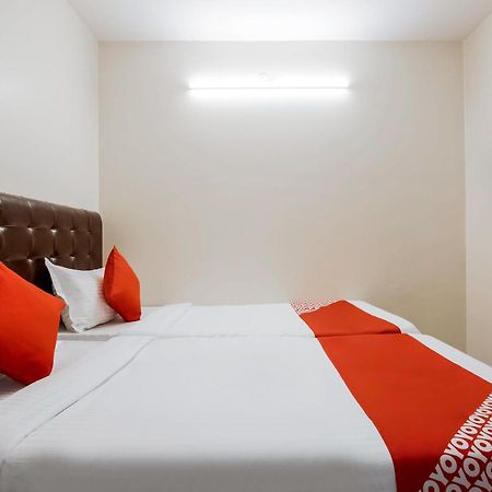 Super Oyo G P Residency Hotel Kakinada Ngoại thất bức ảnh